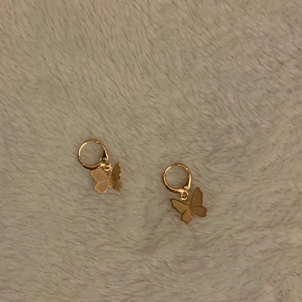 FREE WITH BUNDLE butterfly hoop earrings